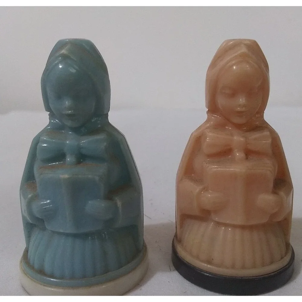 Household Plastics vtg lot