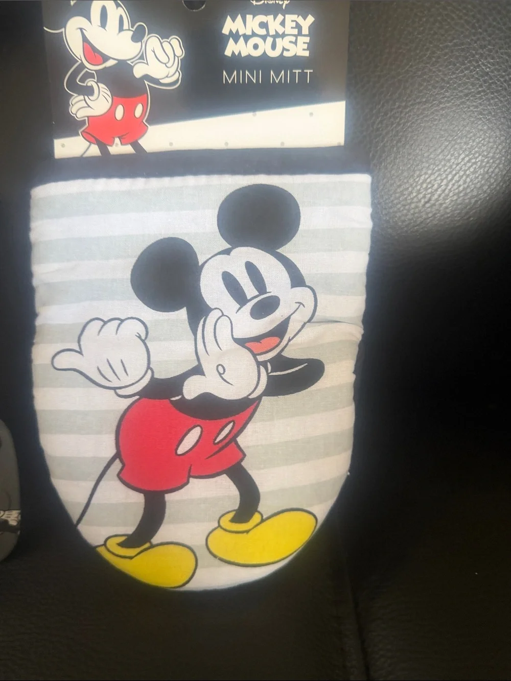 Mickey Mouse Mini Mitt, Mini Spatula & Magnetic Bag Clips—Brand New