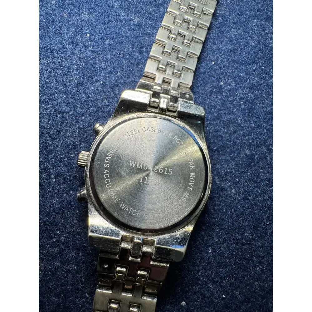Accutime Watch Corp WM042615 1115 (needs battery)
