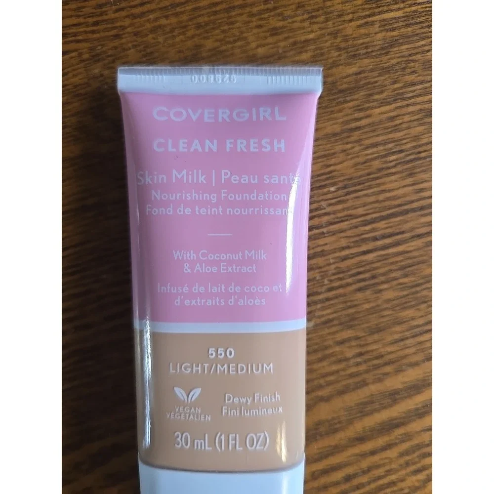 COVERGIRL clean fresh