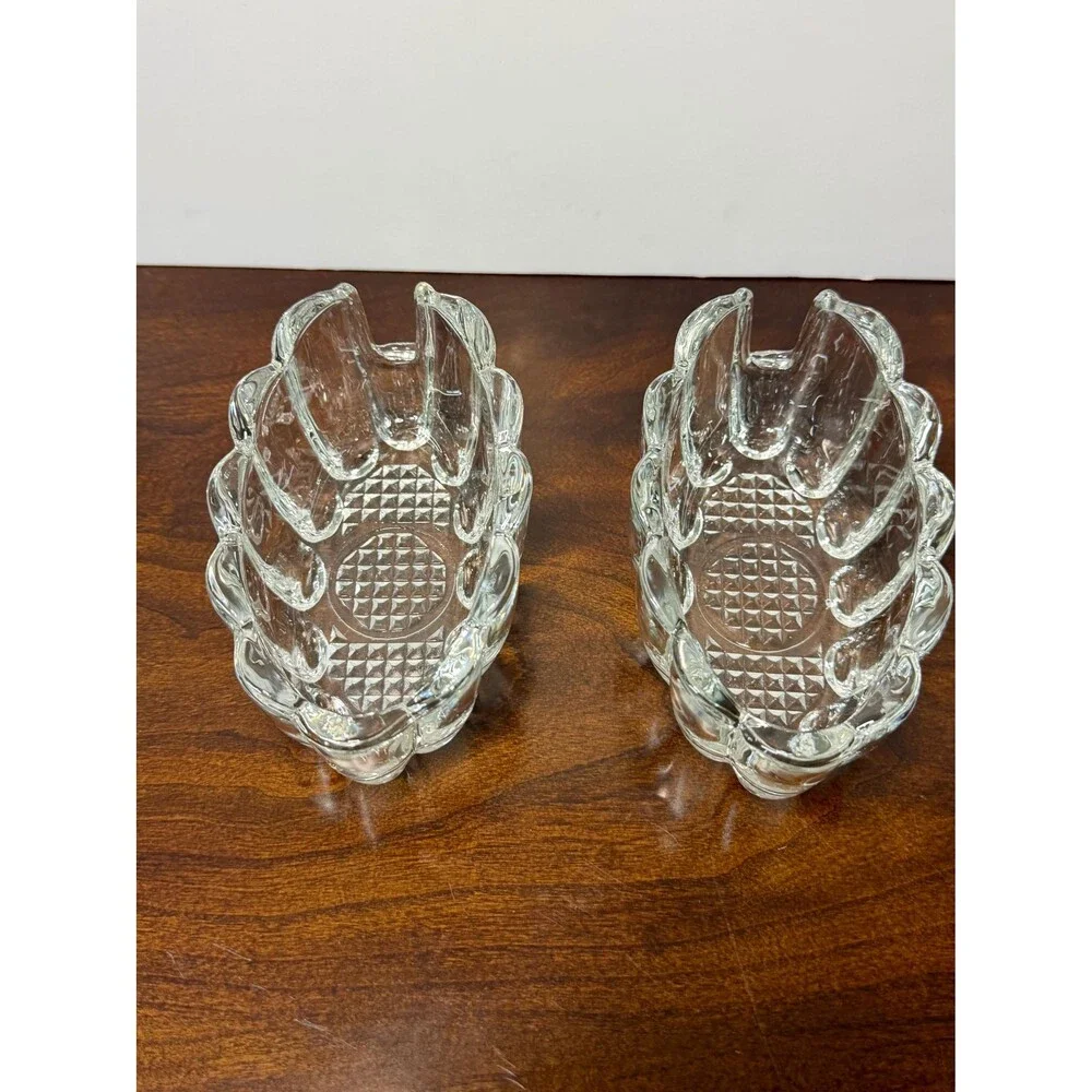 Unbranded vintage pair