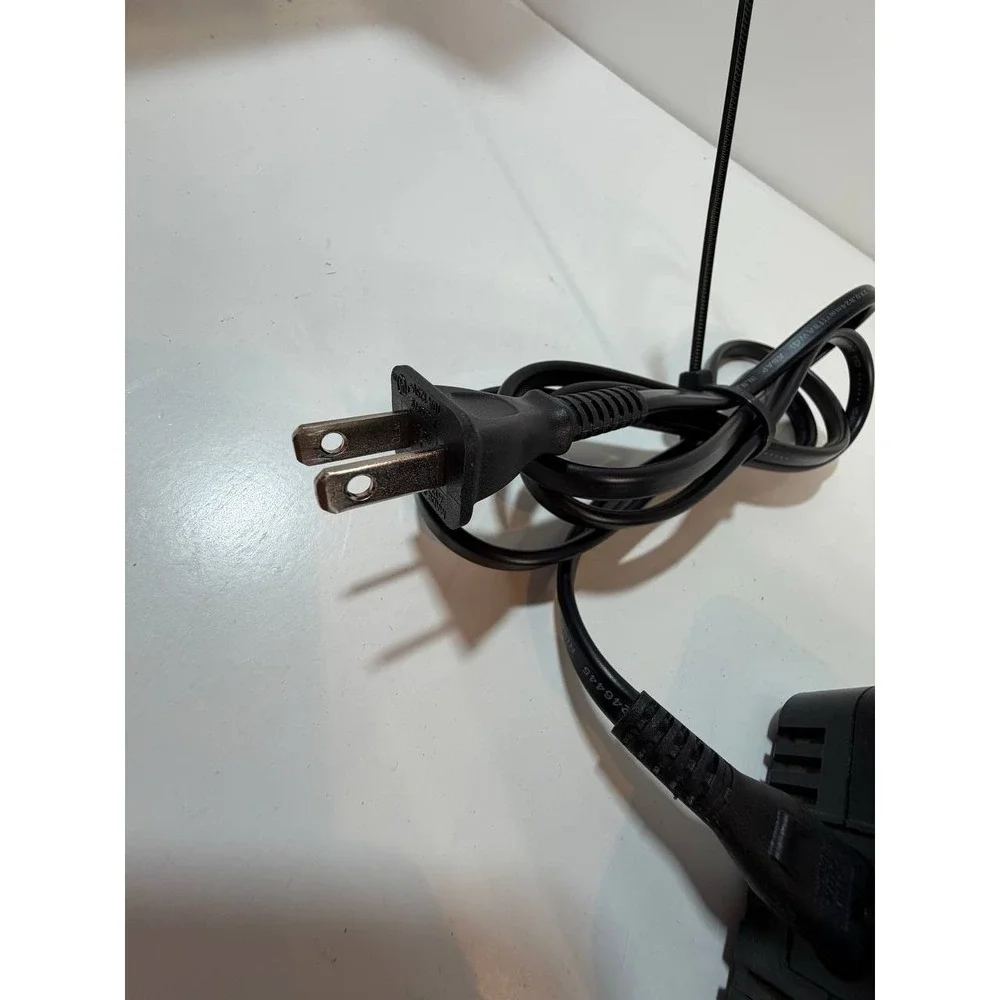 Makita genuine dc4001
