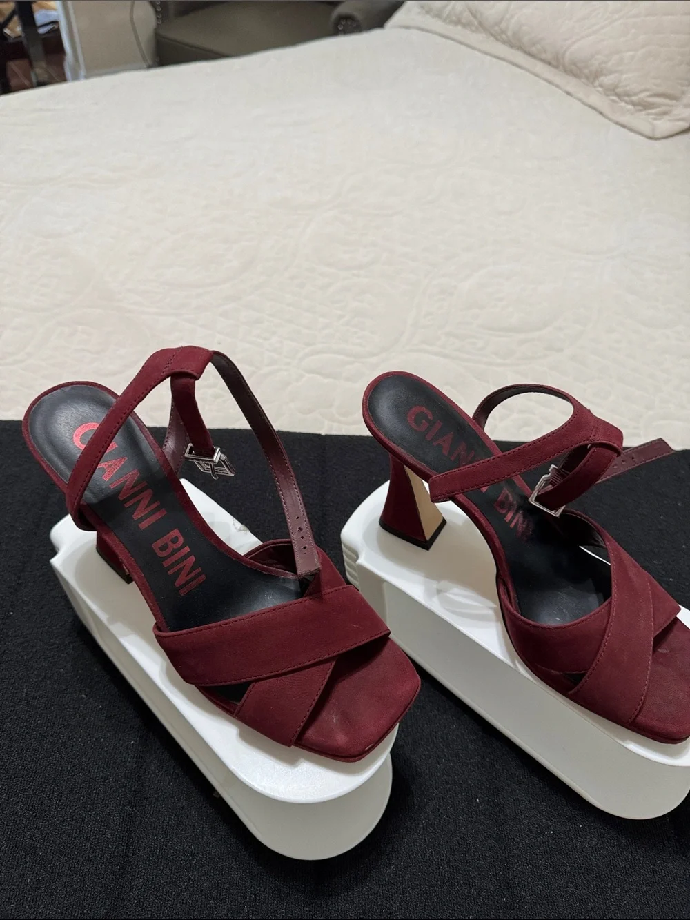 Gianni Bini wine red