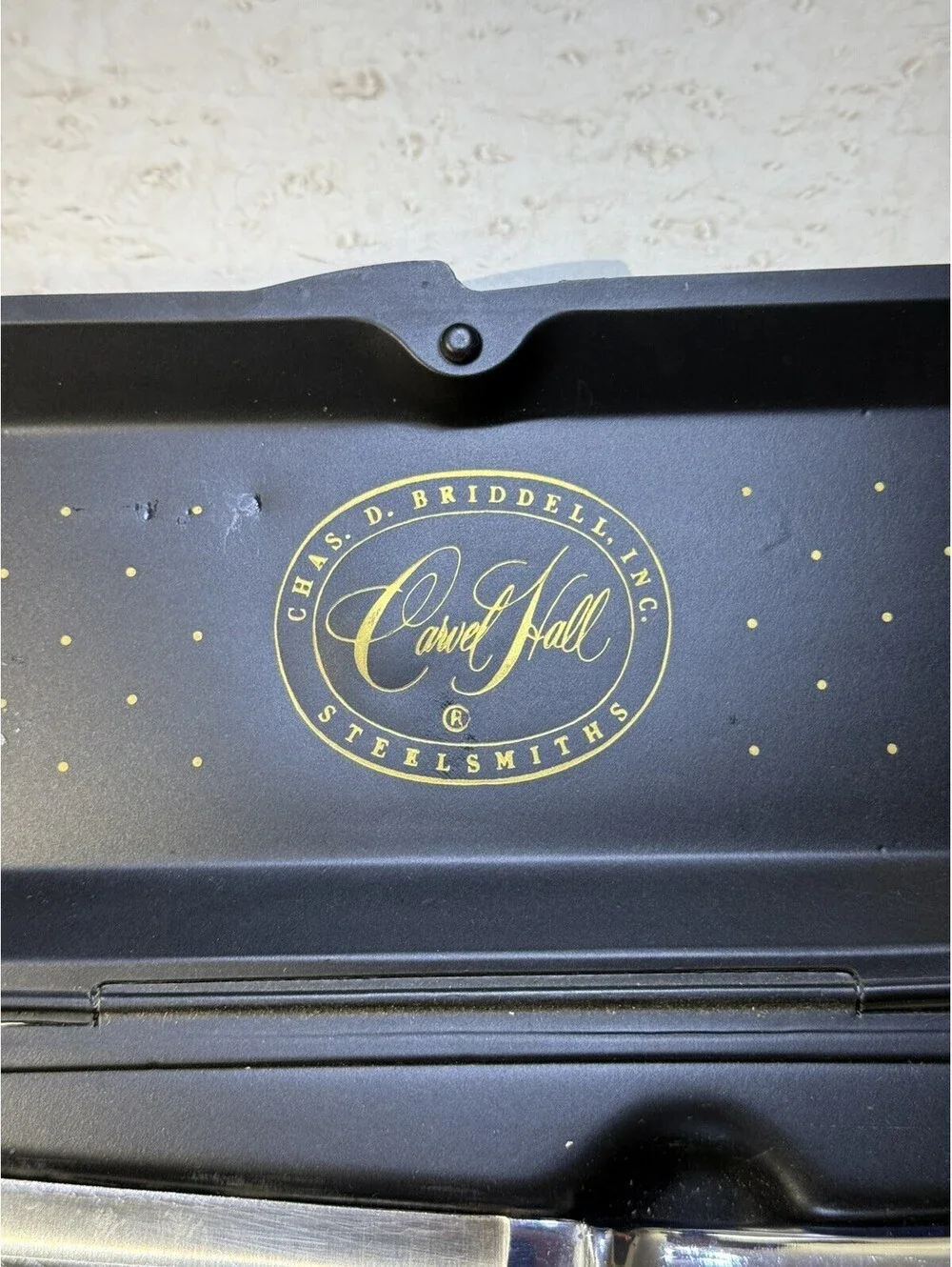 N/A vintage carvel