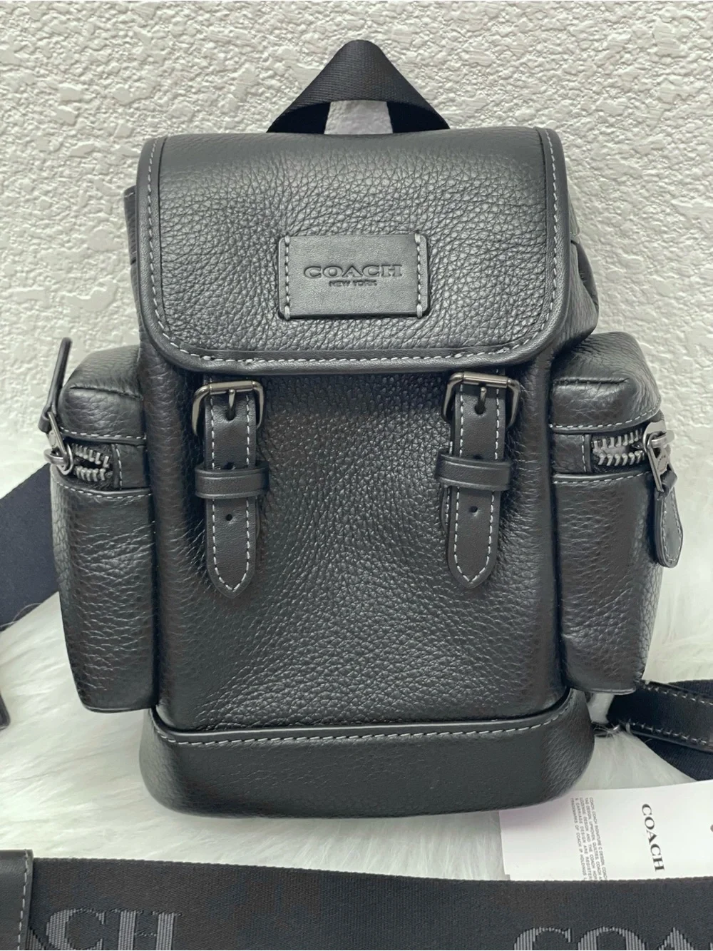 Coach nwt sprint