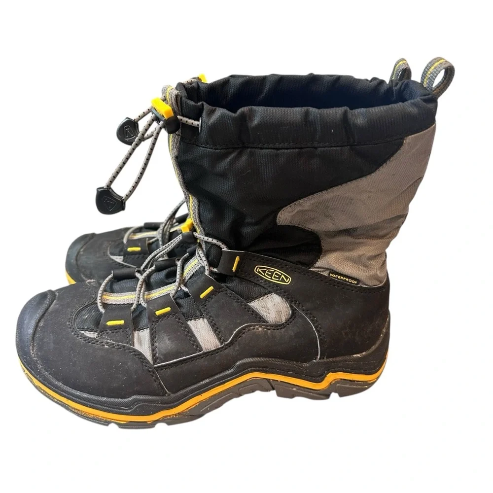 KEEN Winterport II WP Boot Black Yellow Youth Size‎ 5