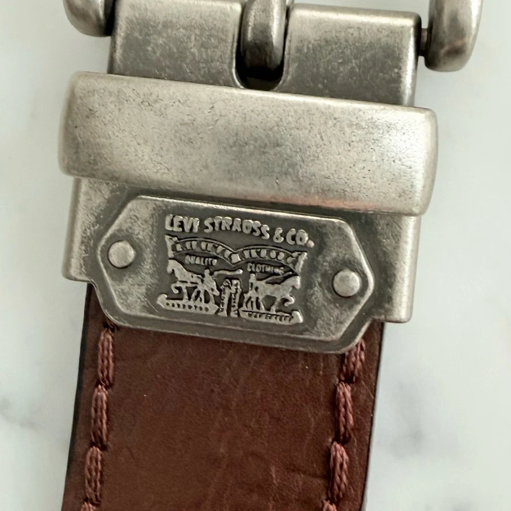 Levis levi belt