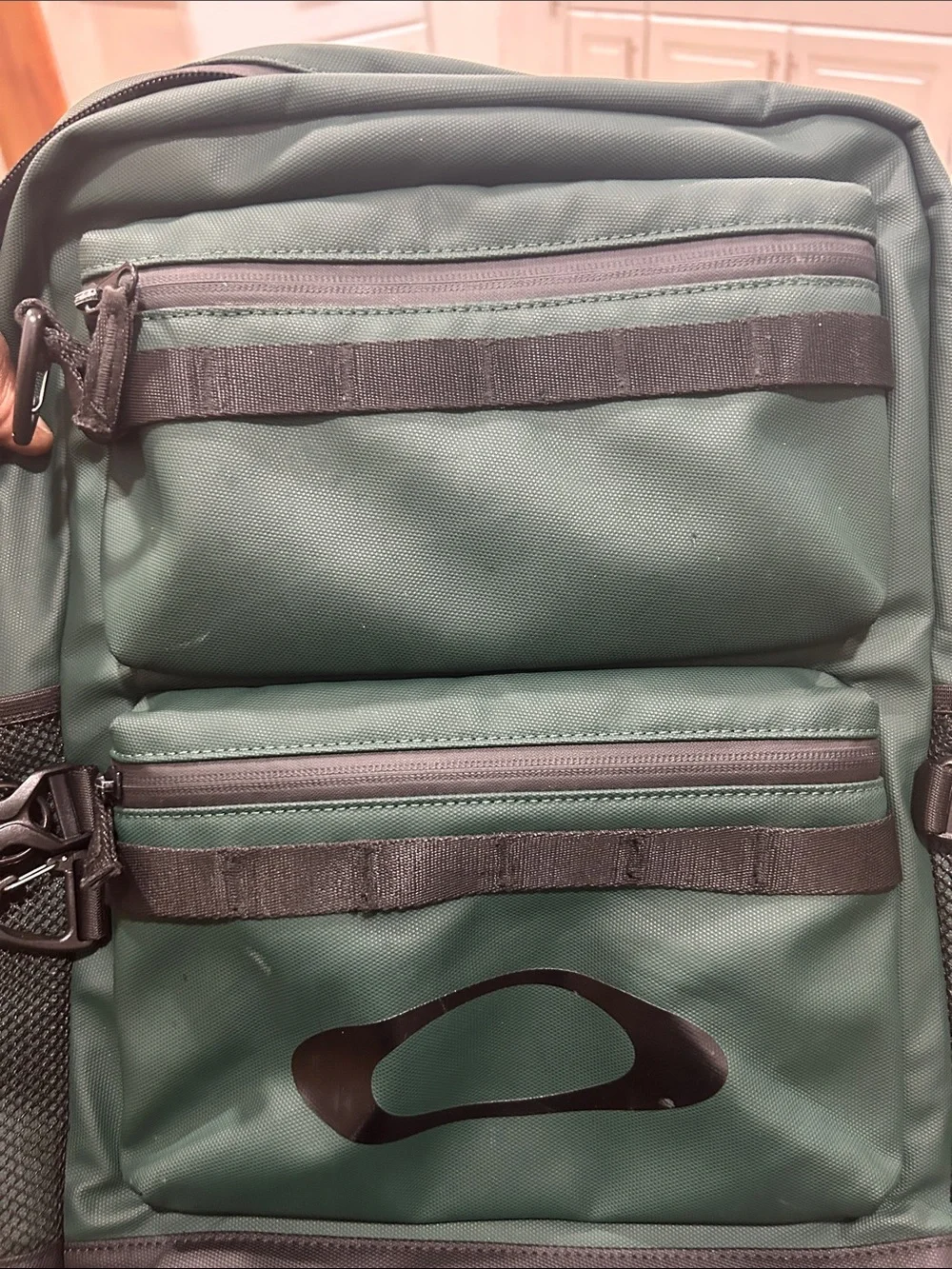 Oakley backpack dark