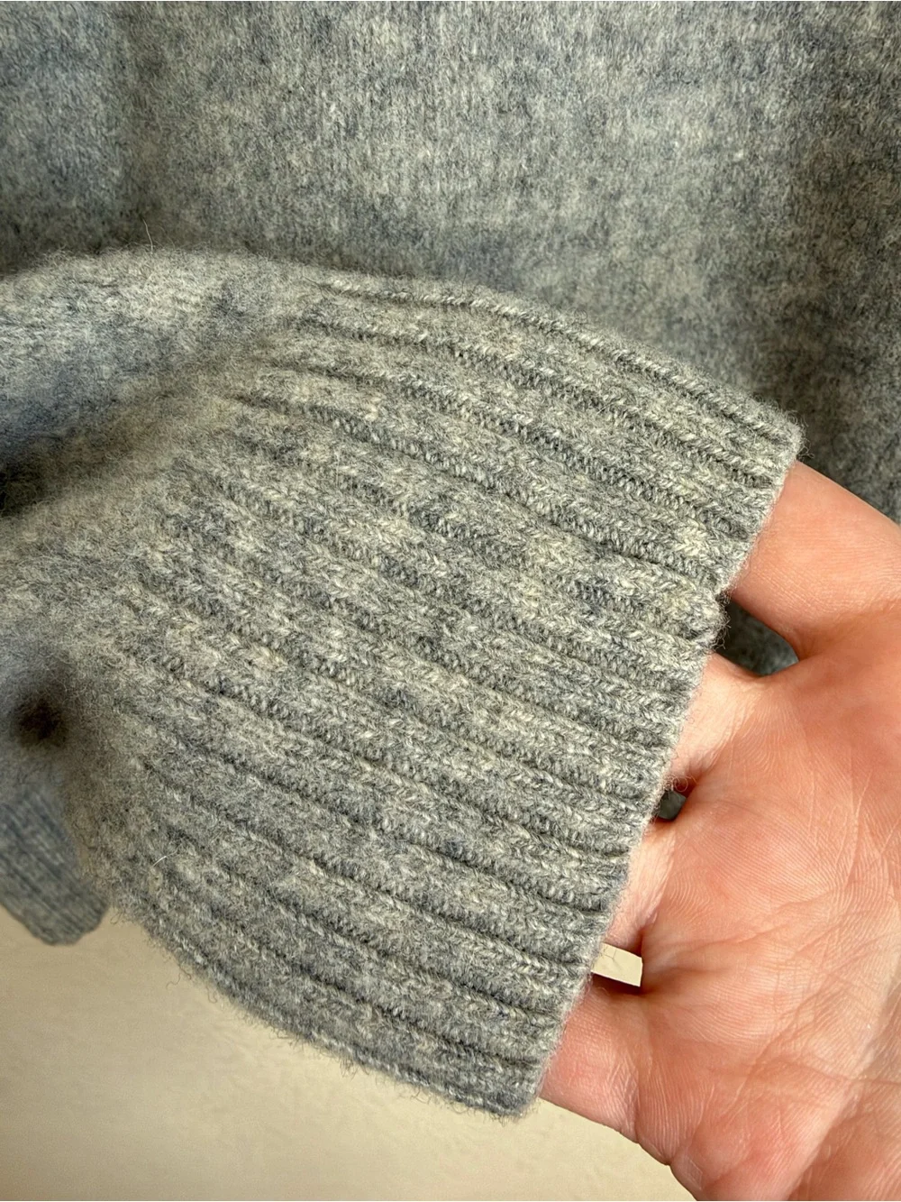 Uniqlo premium lambswool