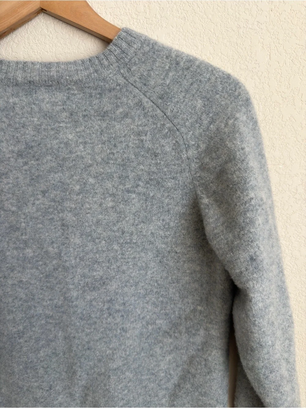 Uniqlo premium lambswool
