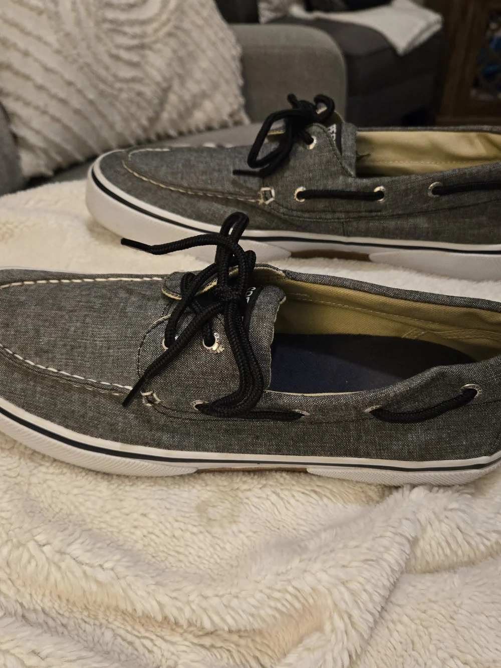 Sperry stitched profile moc