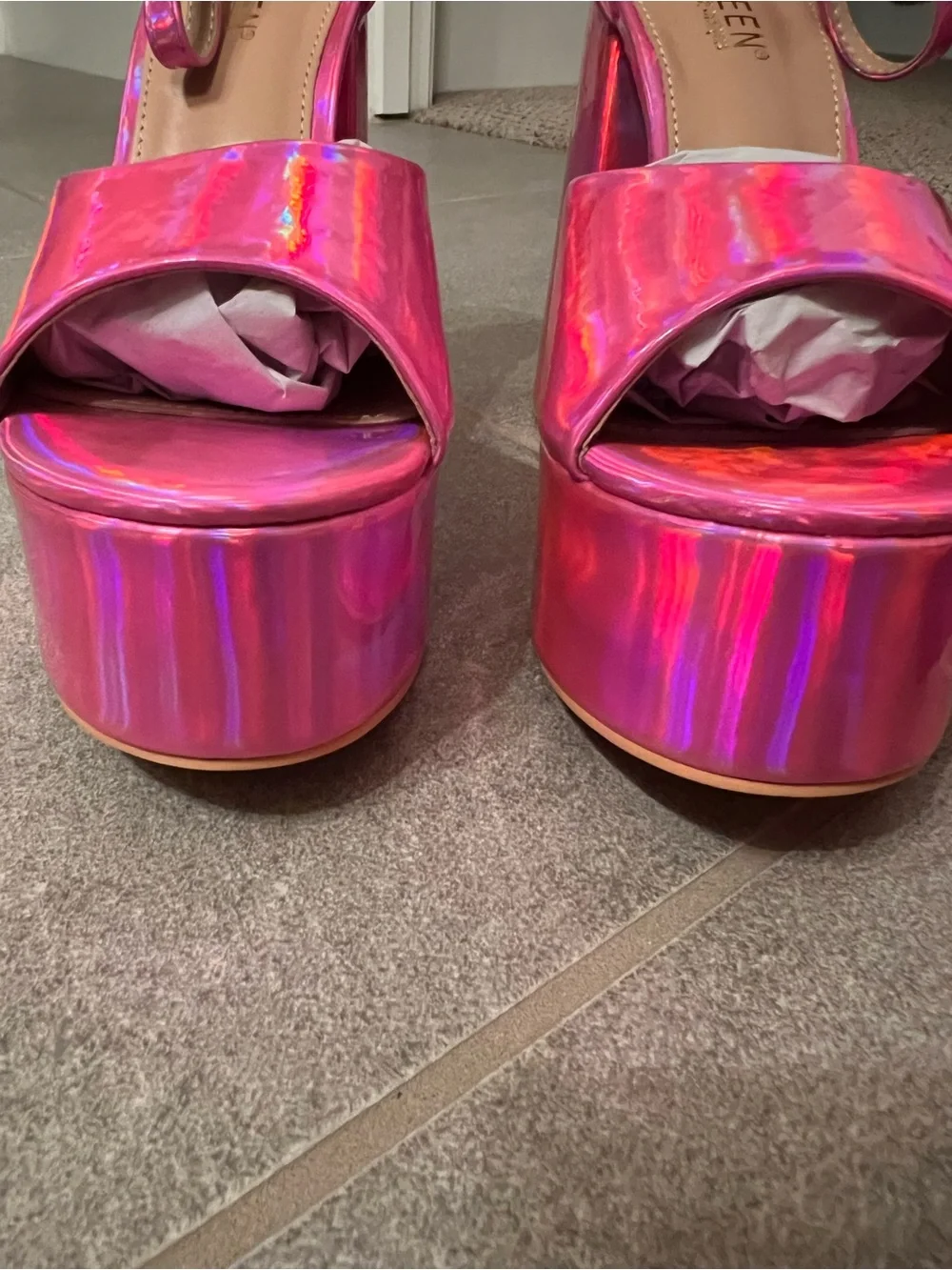 Kayleen bold neon