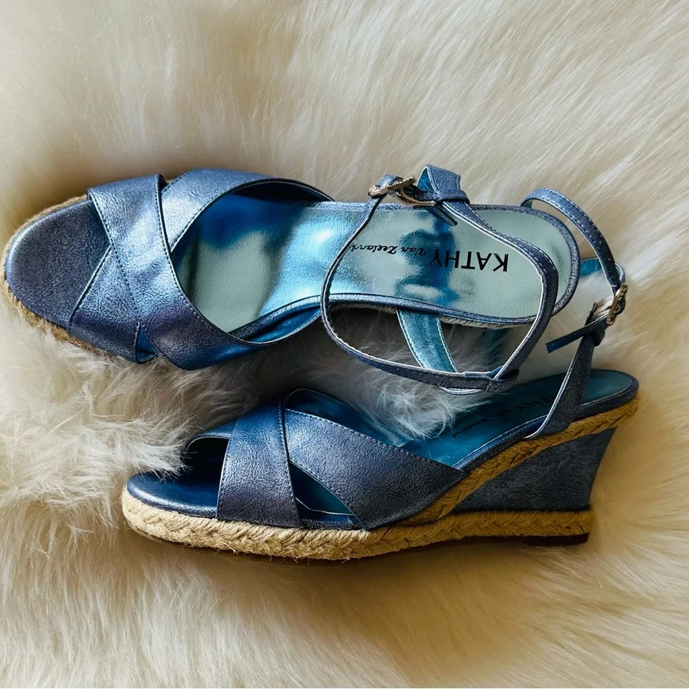 Kathy Van Zeeland elegant metallic