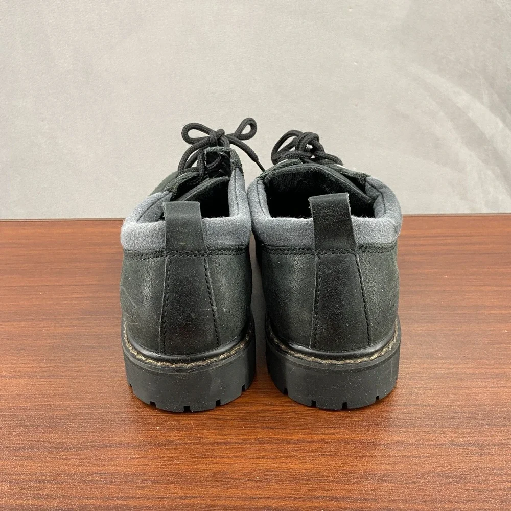 Skechers alley cats