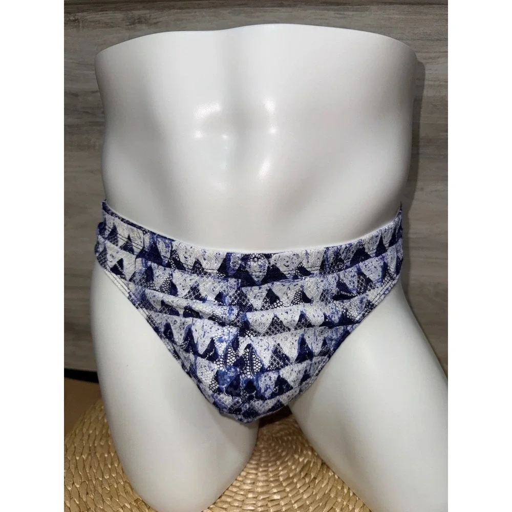 Cosabella make bold