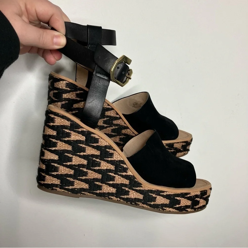 Louise et Cie cie offers paley