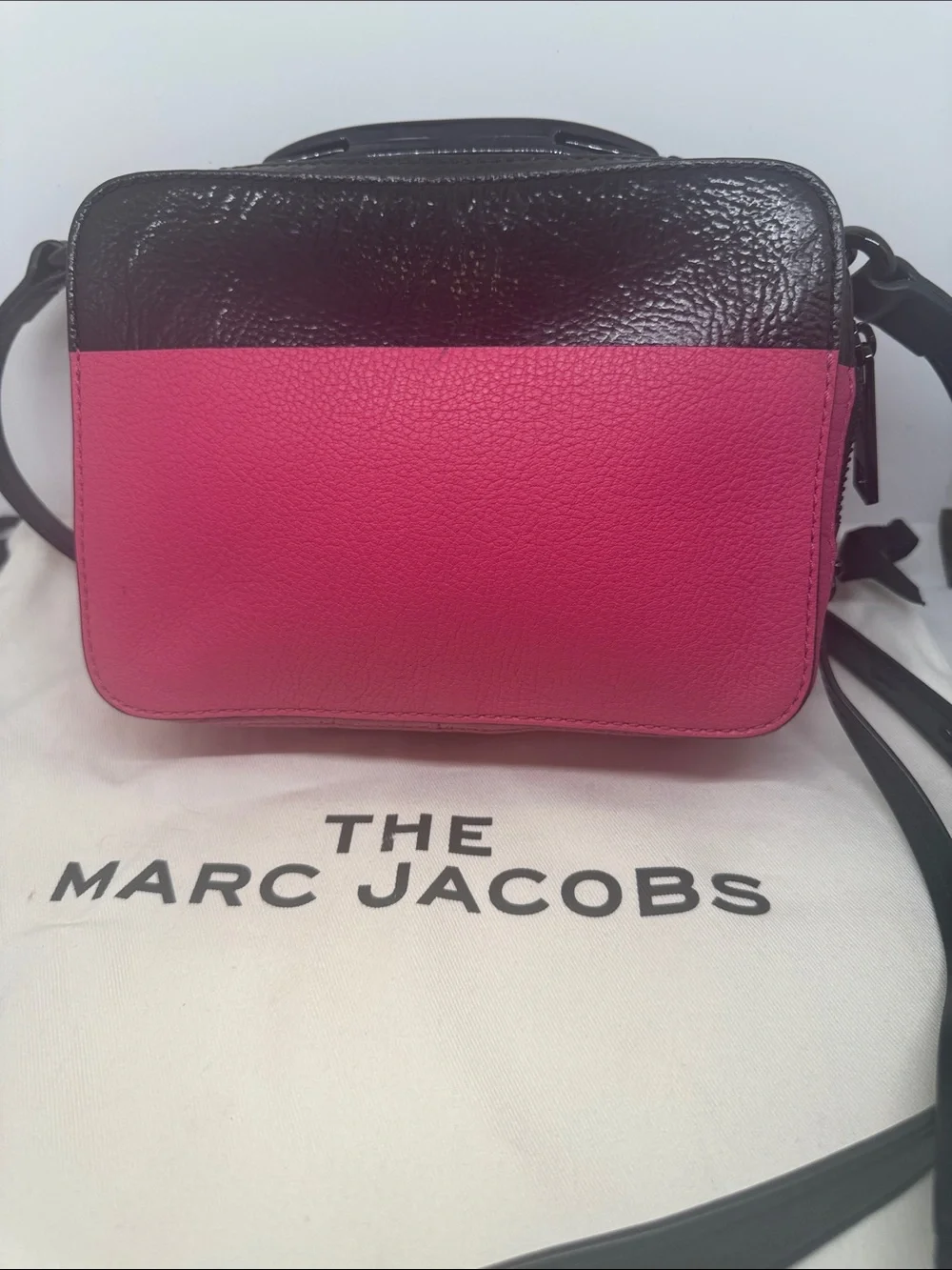 Marc Jacobs compact marc