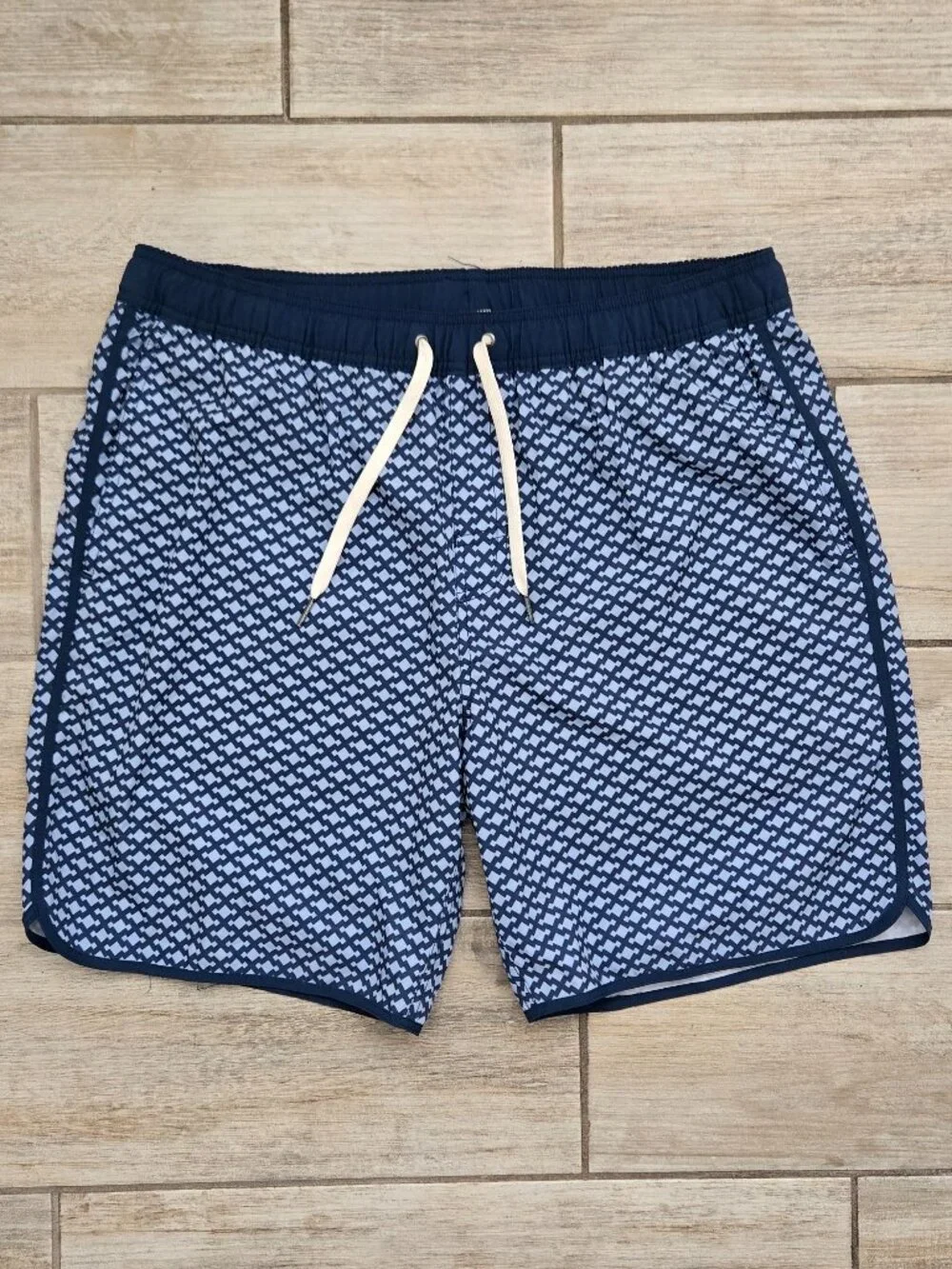 Fair Harbor Lined Swim Trunks Mens Geo Pattern Outer Drawstring Mesh Pockets XXL