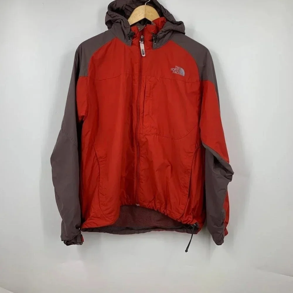 The North Face Men's Hydrenalite Two Tone Red Long Sleeve Hooded Jacket‎ Size M