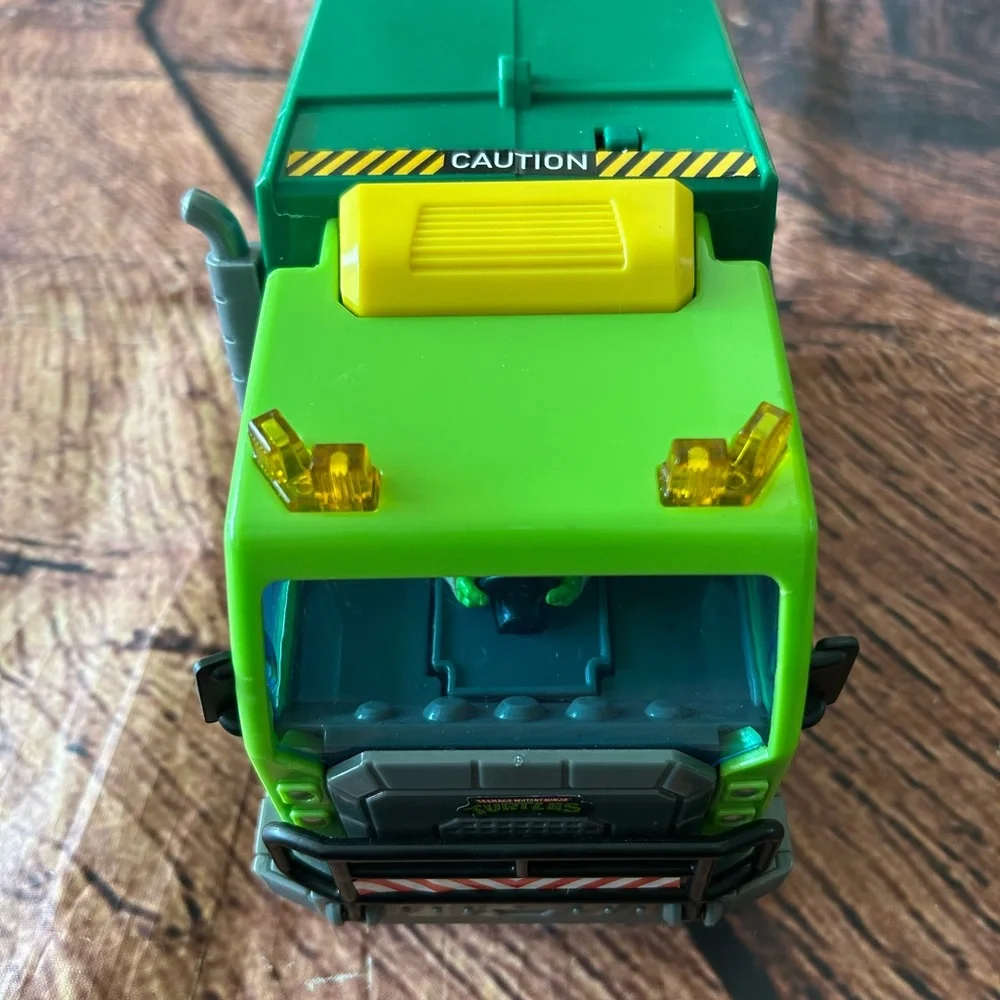 N/A exciting turtle