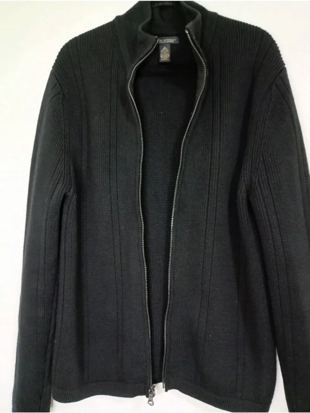 Banana Republic used excellent