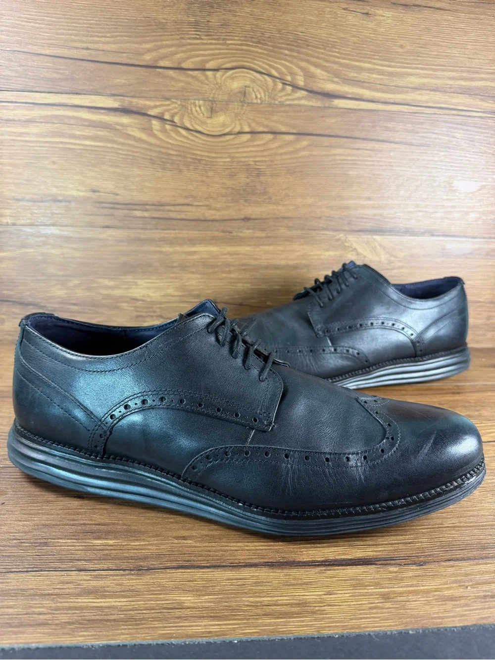 Cole Haan ships within
