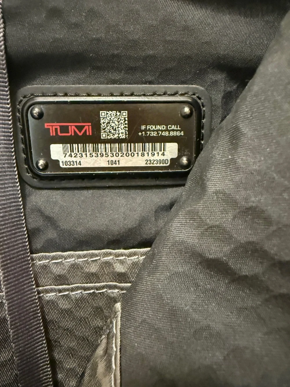 Tumi like new