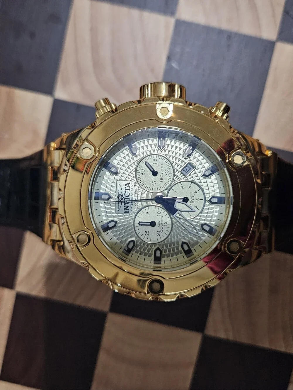 Invicta striking gold