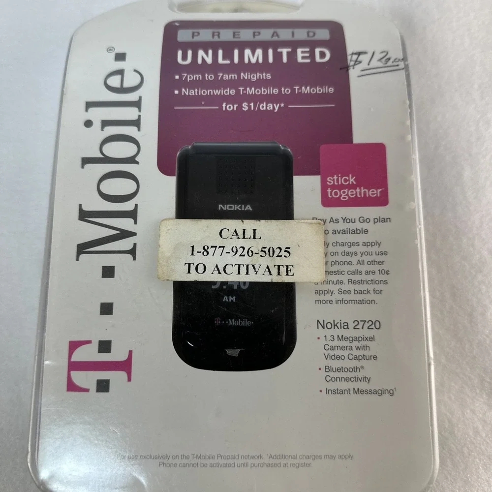 Nokia 2720 fold