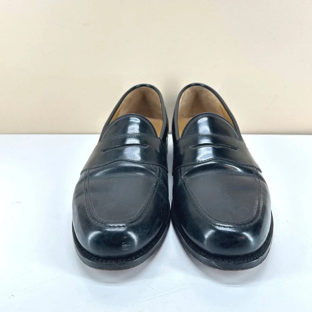 Charles Tyrwhitt reposhing these