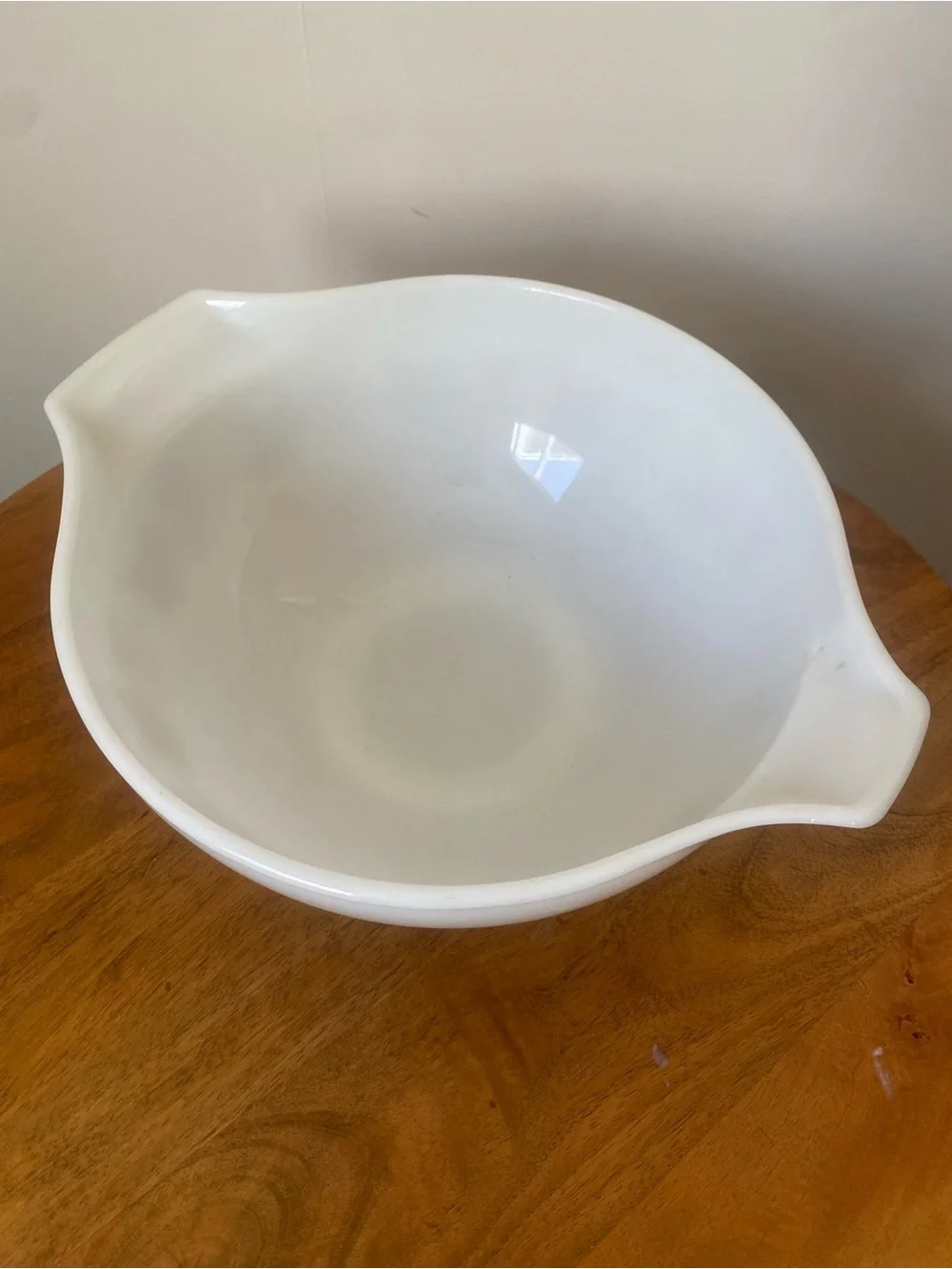 Pyrex vintage sandalwood