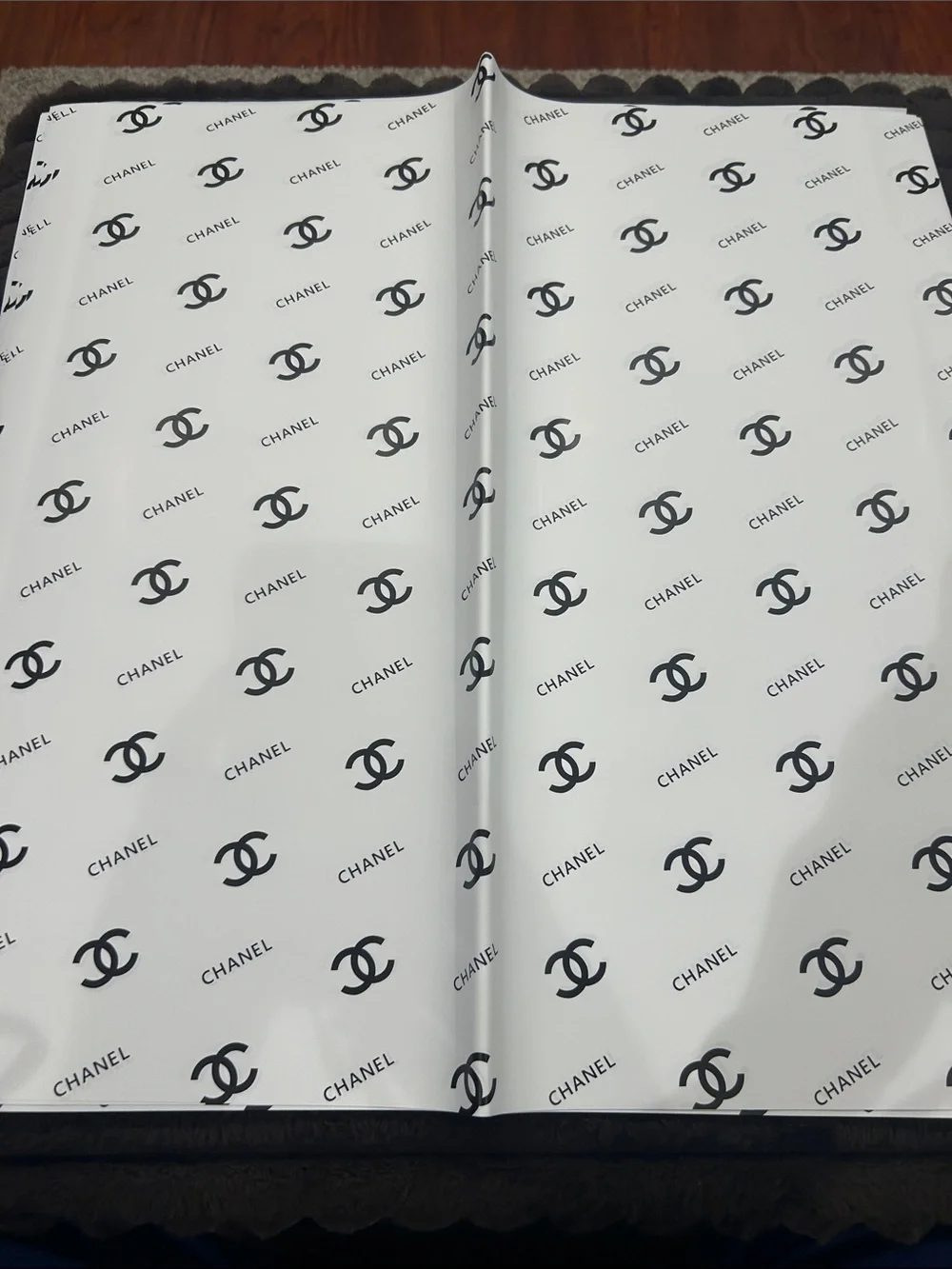 No brand luxury 22
