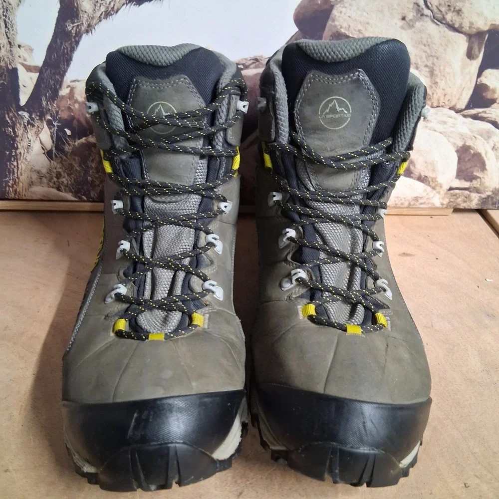 La Sportiva pre owned