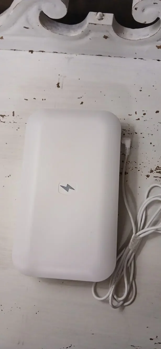 PhoneSoap Model No. 500-1 Cell Phone Cleaner White Clean Your Phone Used