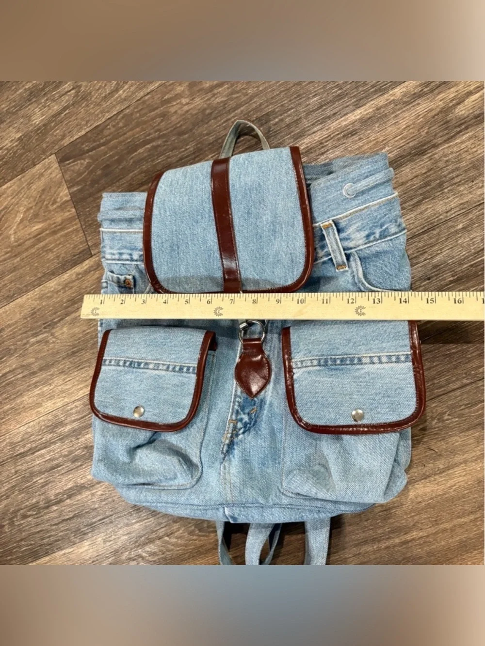 Levis casual denim