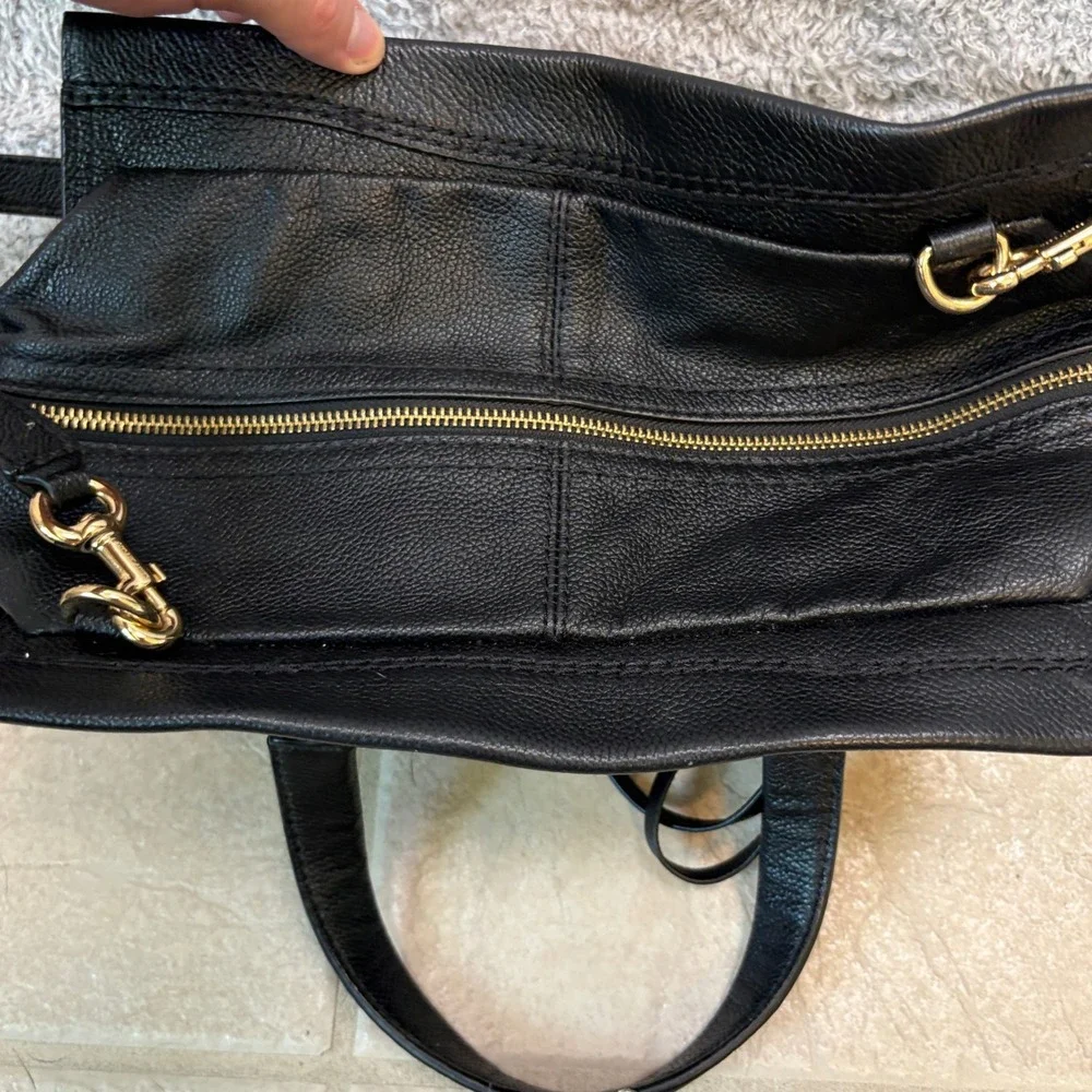 Marc Jacobs pebbled leather