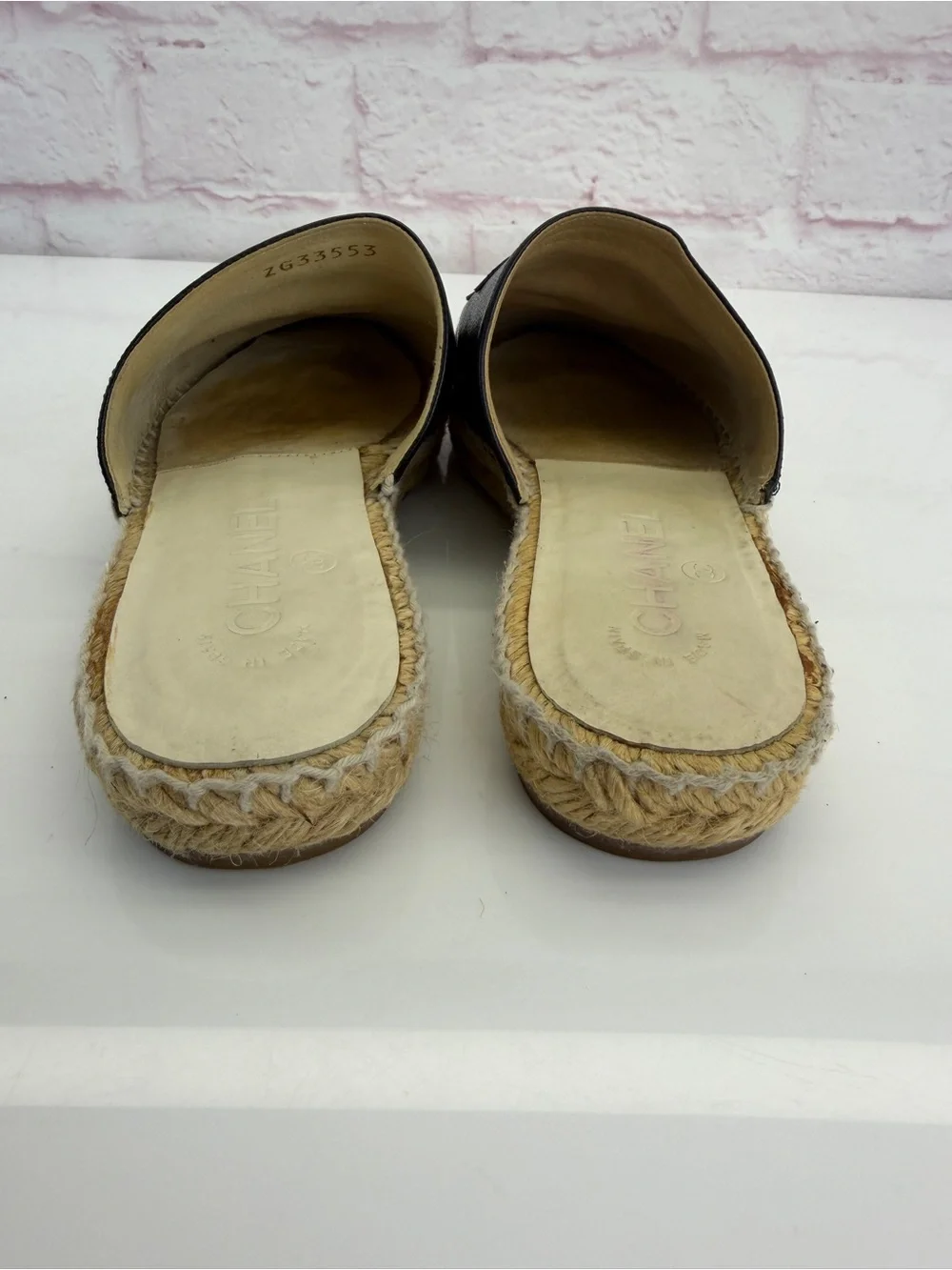 CHANEL authentic iridescent