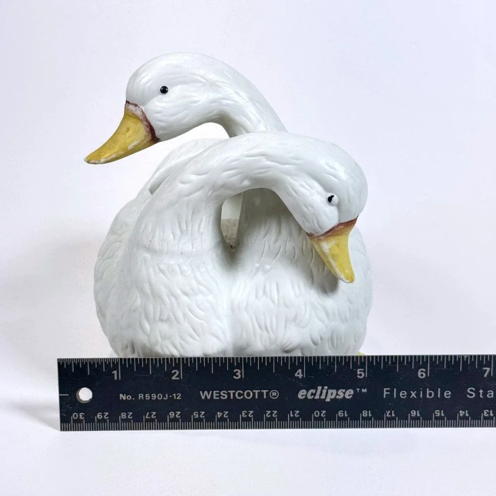 N/A vintage ceramic