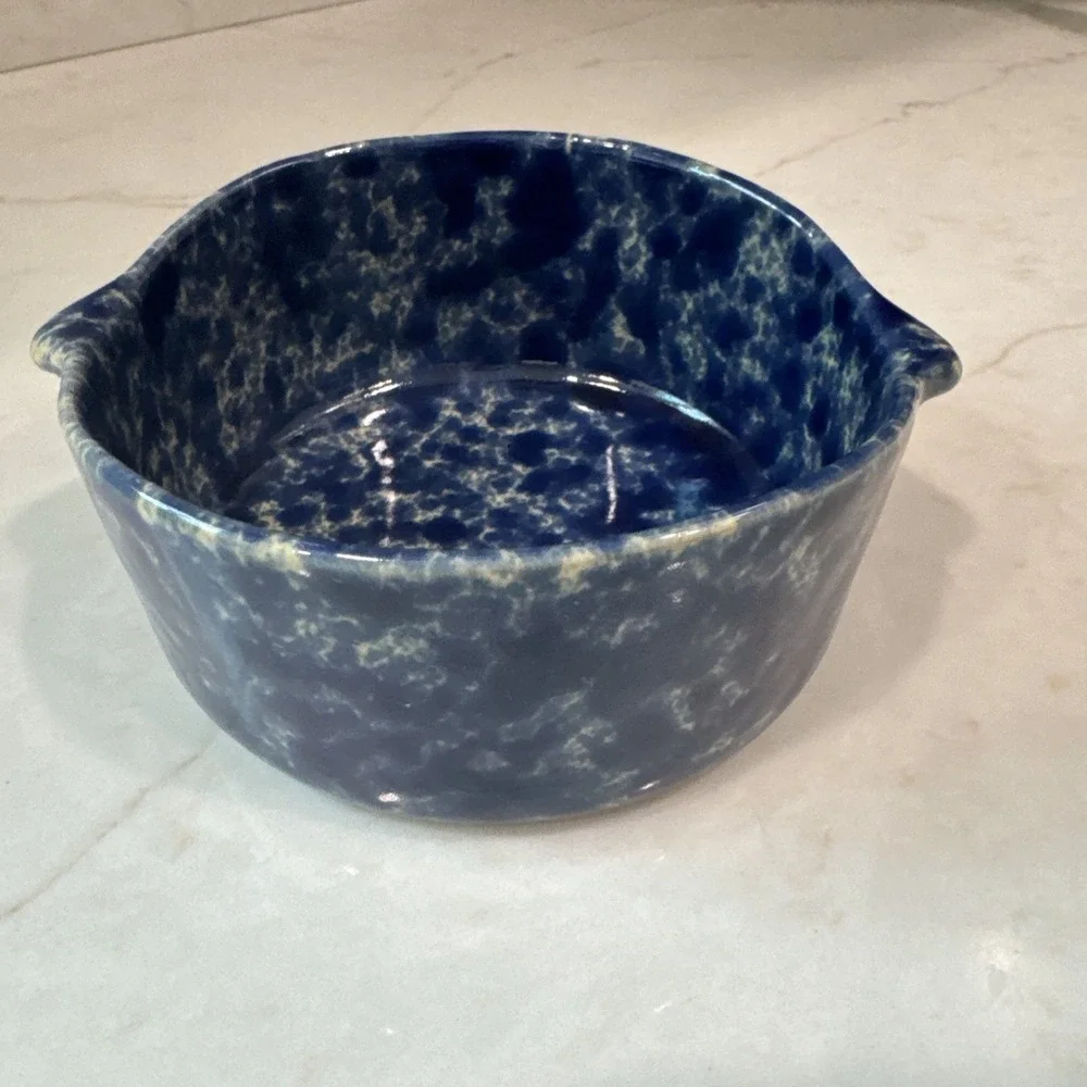 Bennington Pottery Vermont David Gil #1641 Blue Agate Lug Handled Soup Bowl‎