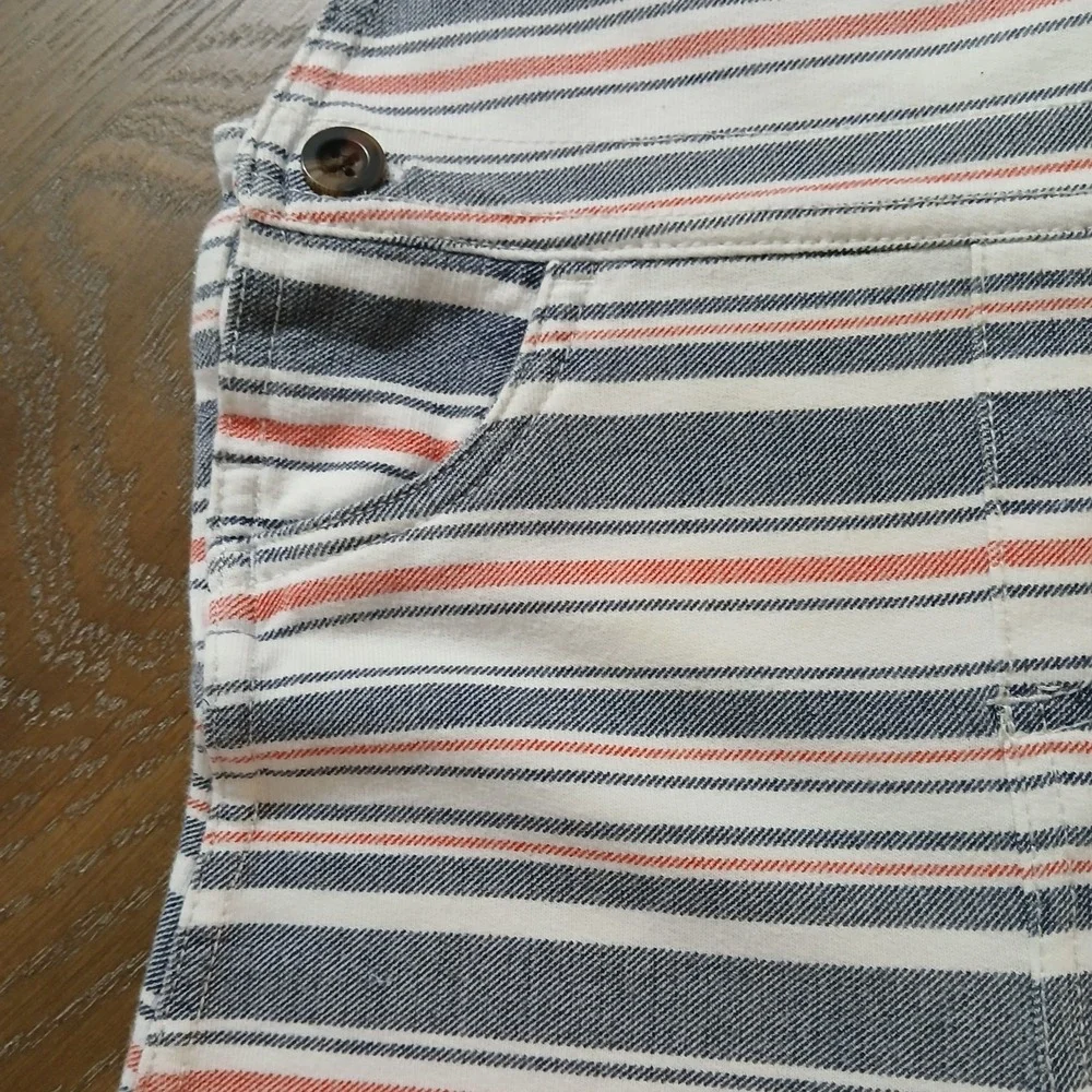 Carters carter short