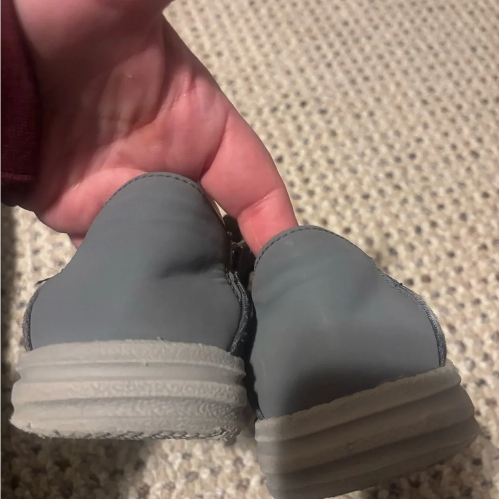 Skechers gray color
