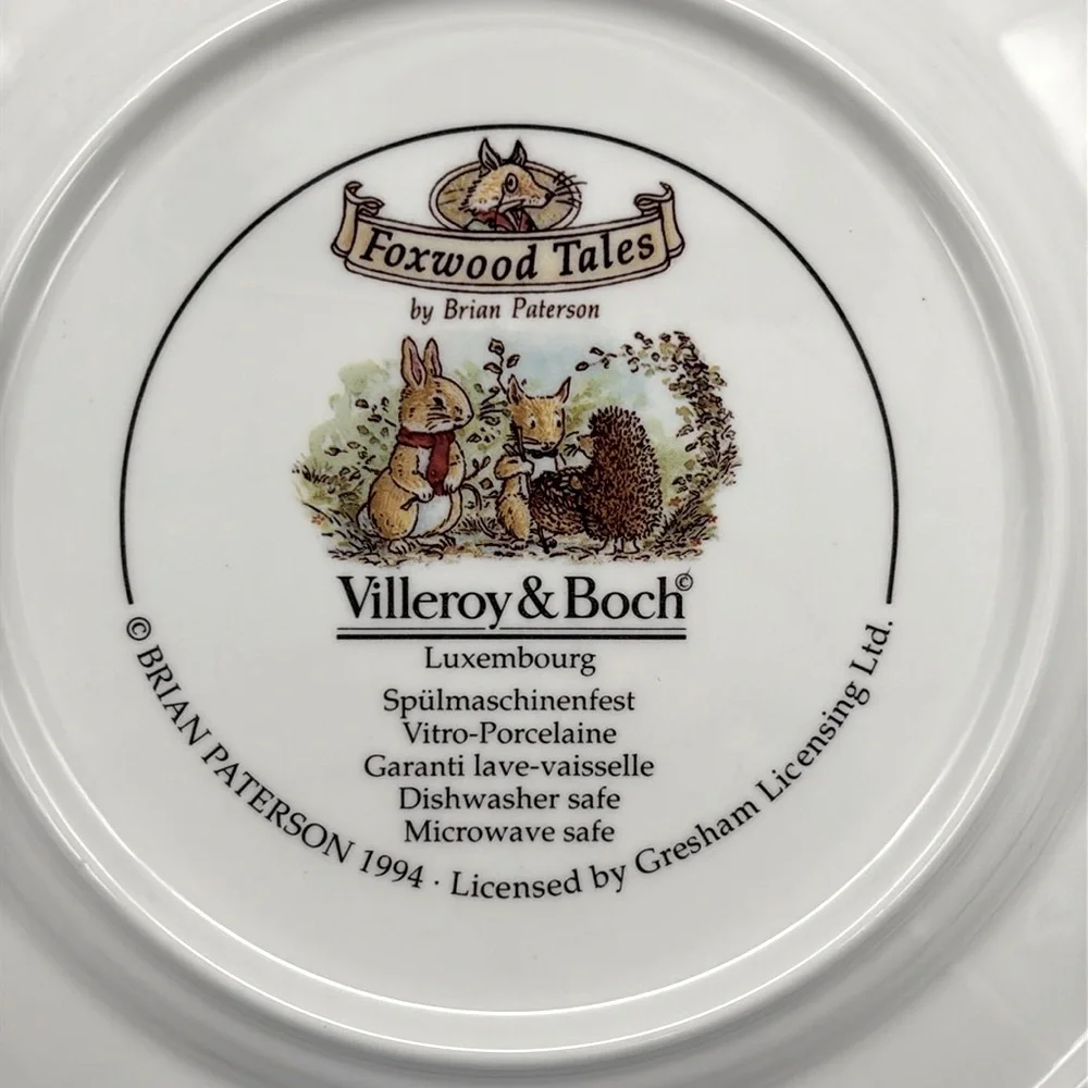 Vintage Villeroy & Boch Foxwood Tales 8” Salad/Dessert Plate “Picnic”
