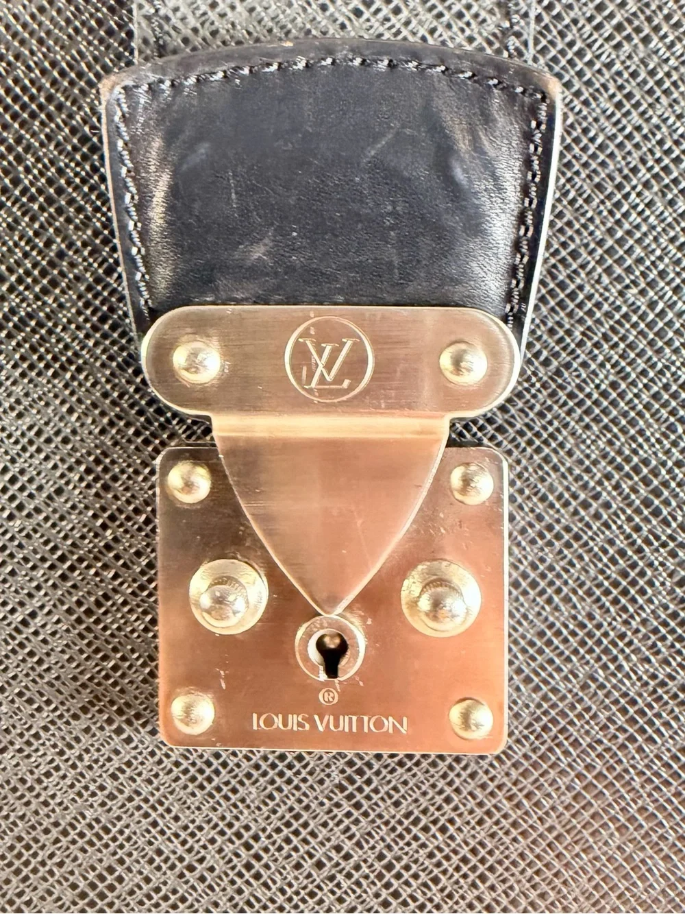 Louis Vuitton Taiga President Classeur Briefcase Black