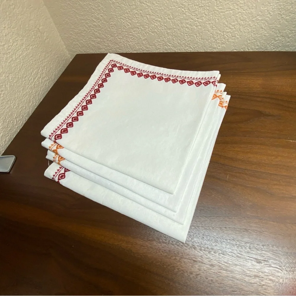 Vintage Pottery Barn (4)‎ Linen Cotton Napkins White Embroidered Border 18x18