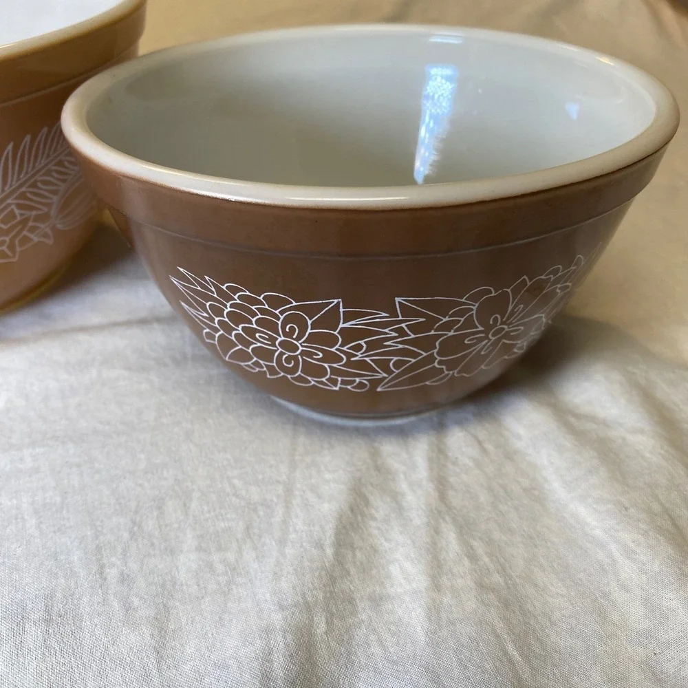 Pyrex beautiful vintage