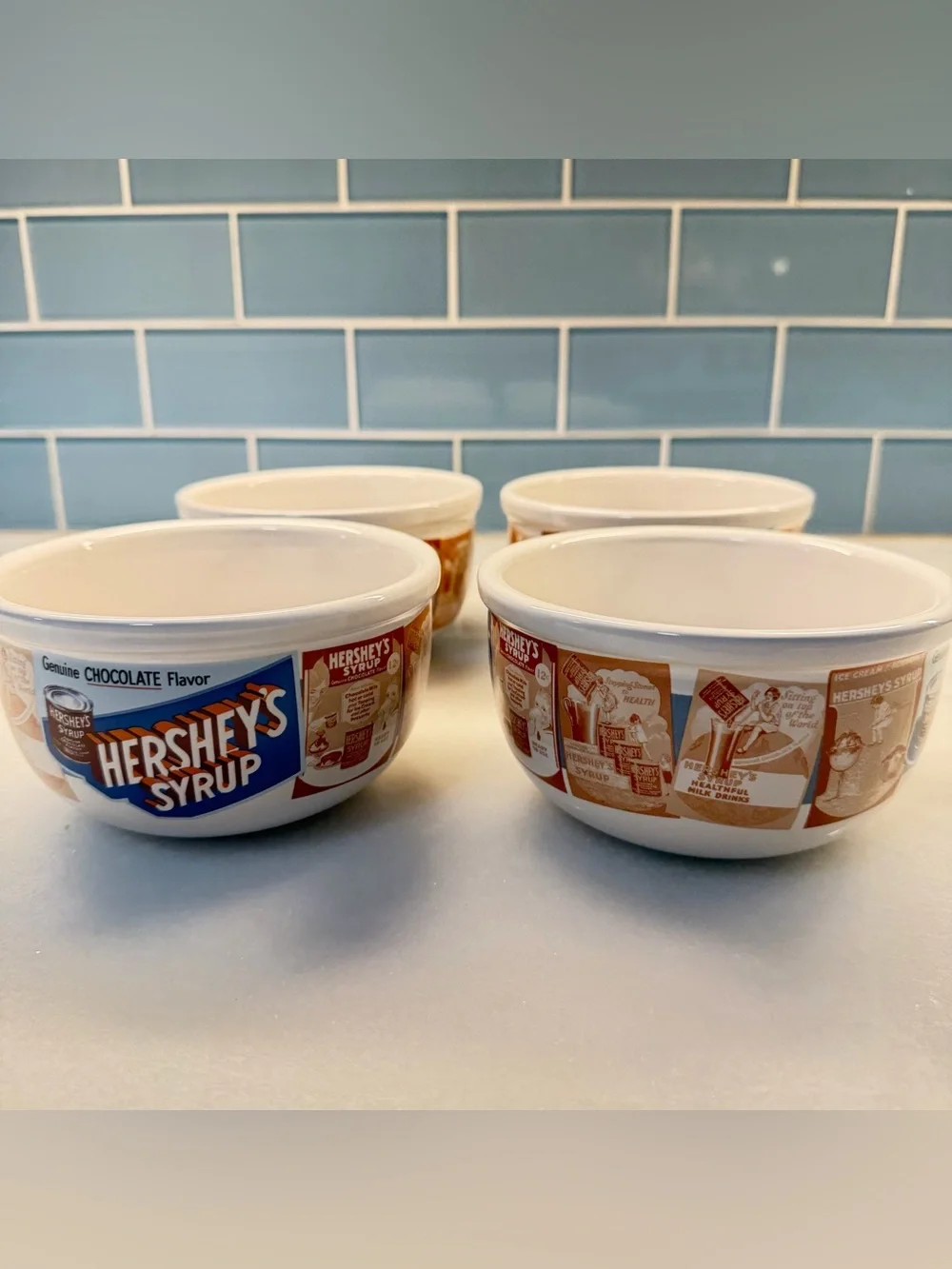 Hershey's Syrup Retro Ceramic Dessert Bowls - Set of 4 (White with Brown Accent)