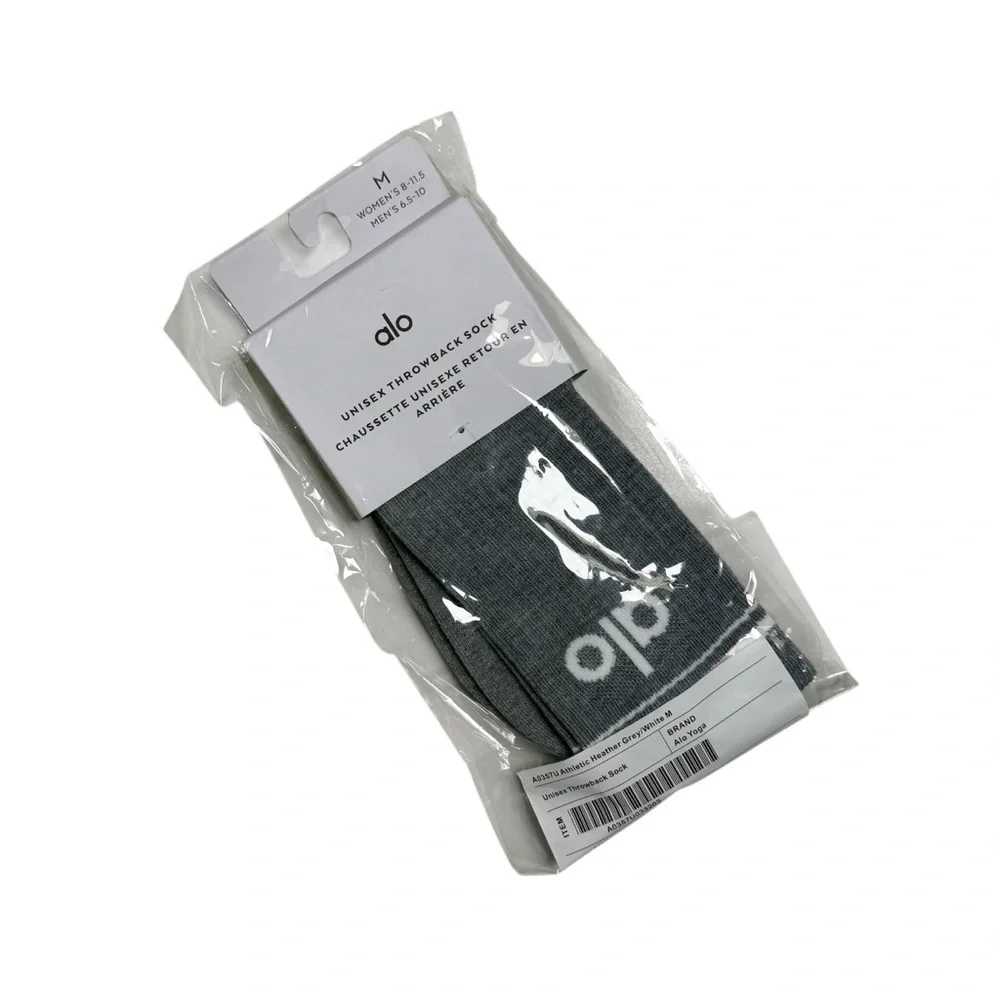 Alo Yoga Unisex Throwback Socks Athletic Crew Socks NWT‎