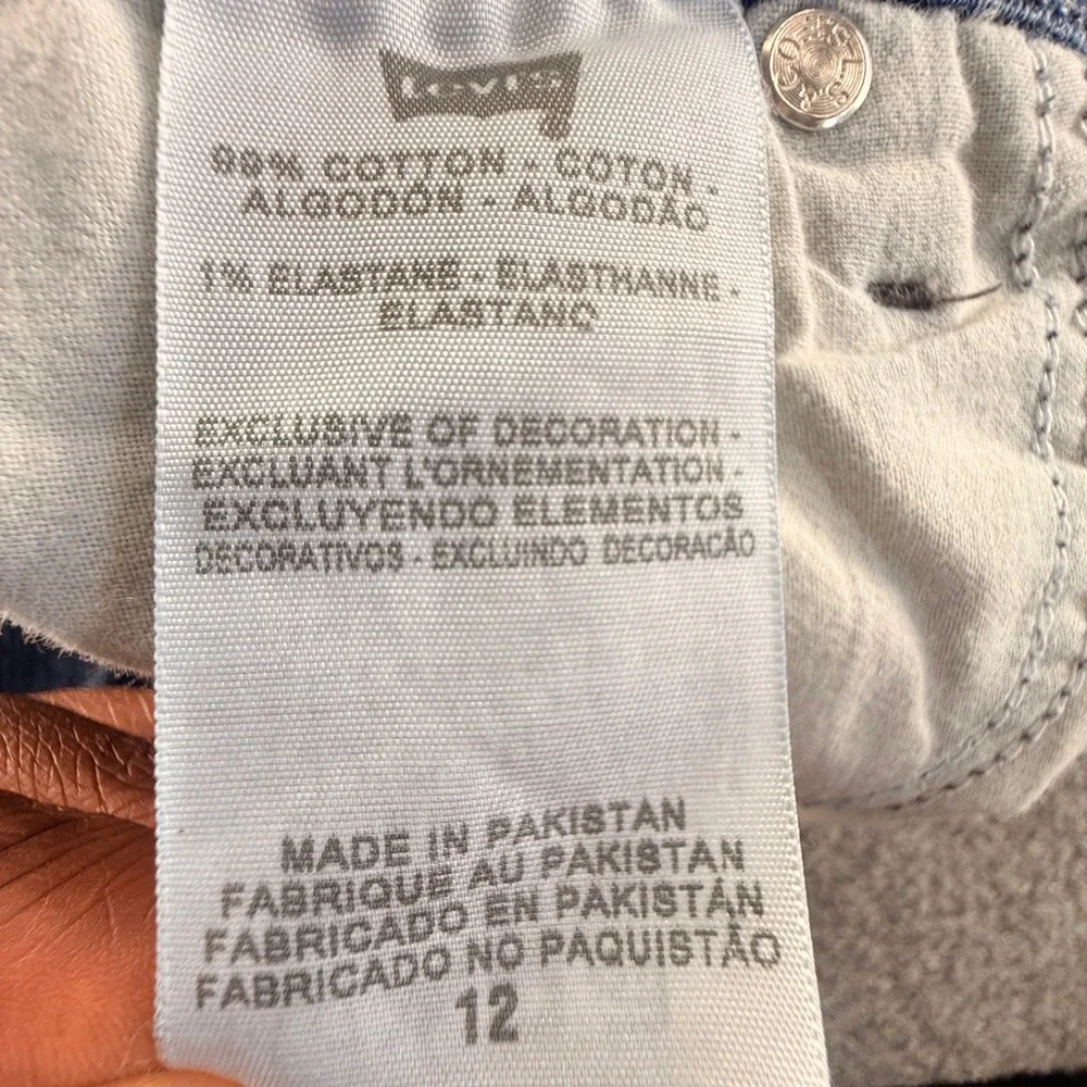 N/A levi denim