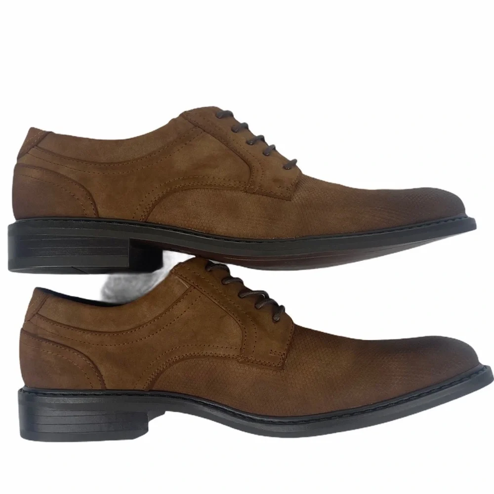 Unlisted by Kenneth Cole new light