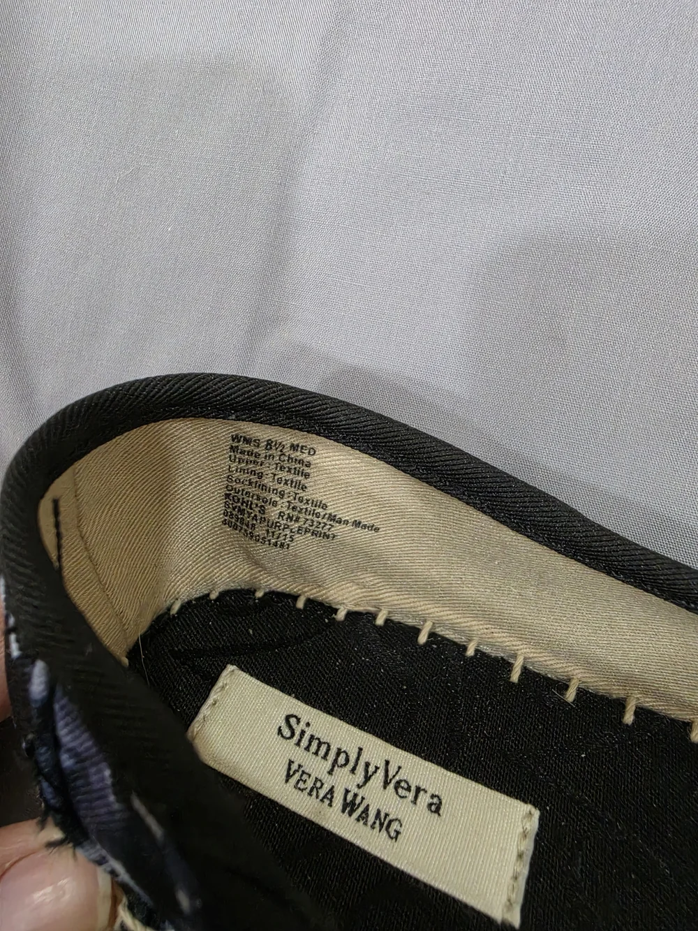Simply Vera Vera Wang Floral Espadrilles 8.5 Black Purple Bow Slip Ons Flats NEW